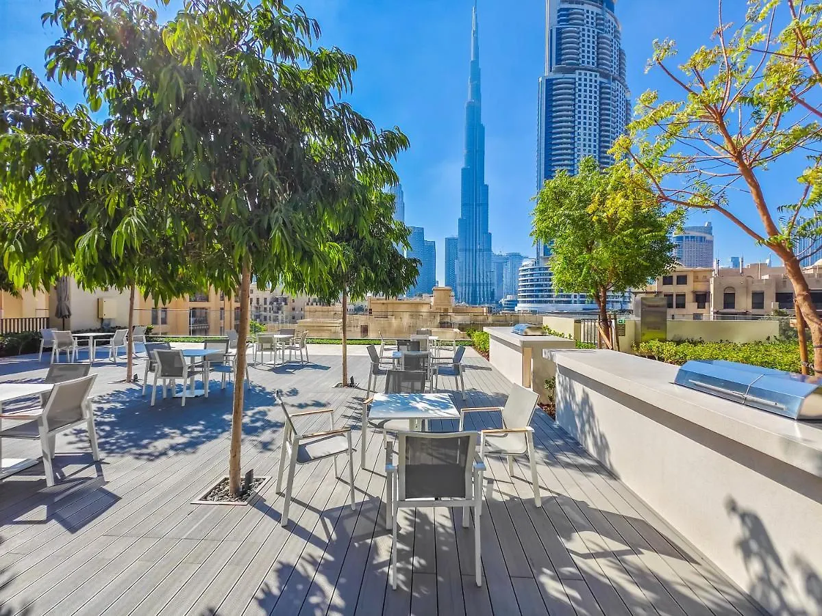 Pleasant 1Br In Burj Royale - Downtown Dubai 아파트