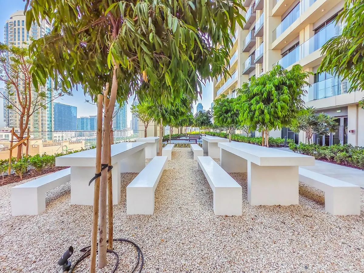 Pleasant 1Br In Burj Royale - Downtown Dubai 아파트